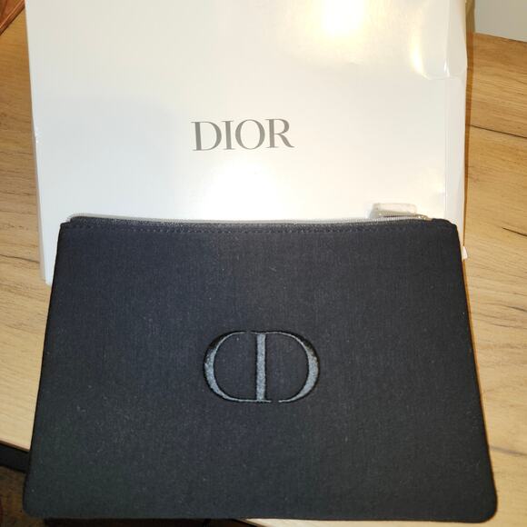 Christion Dior CD Black Velvet Clutch - Makeup Pouch Bag NWB - Picture 1 of 7